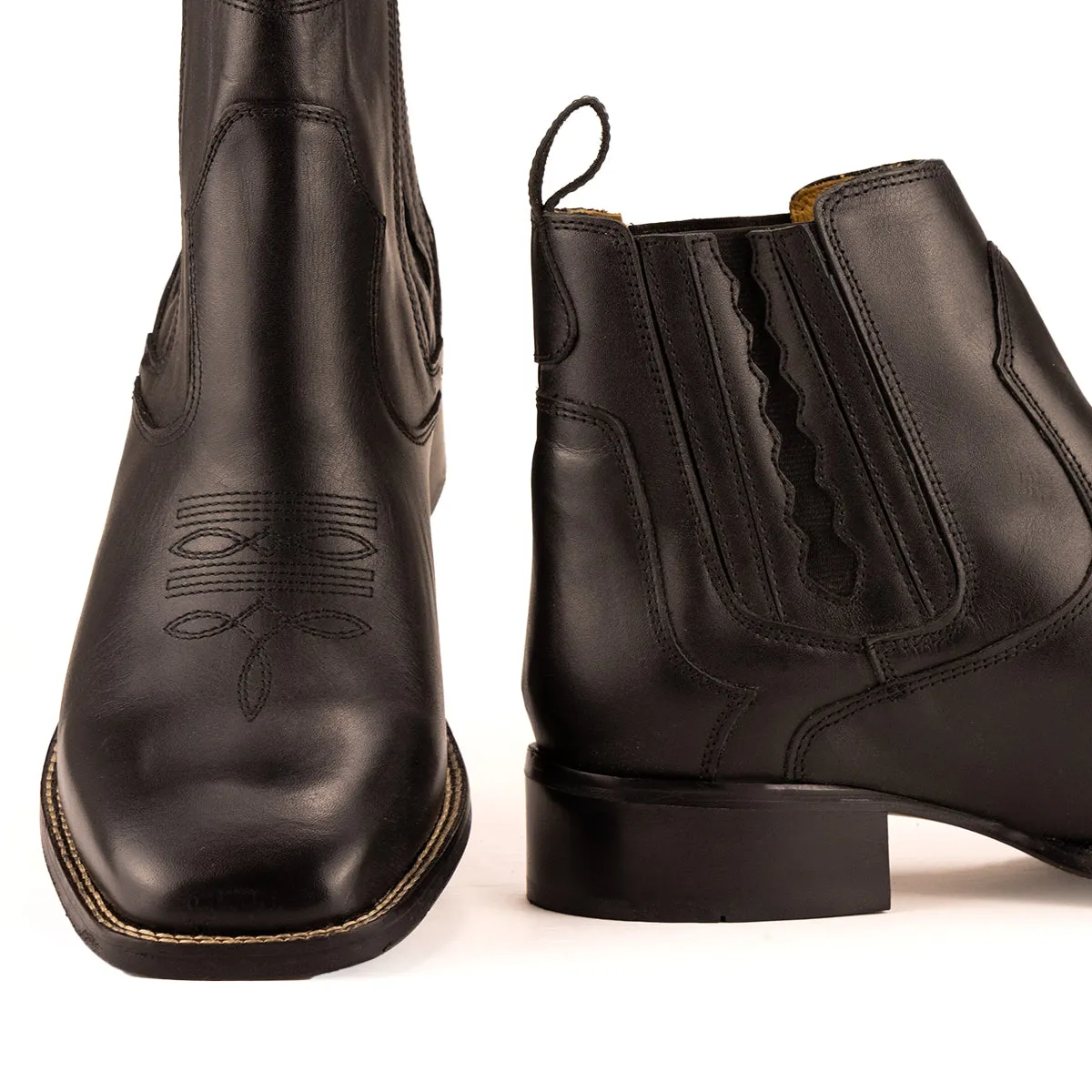 Brunello's Colorado Boot in Black